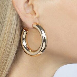 Janis Savitt Oprah's Favorite Large size Hoops